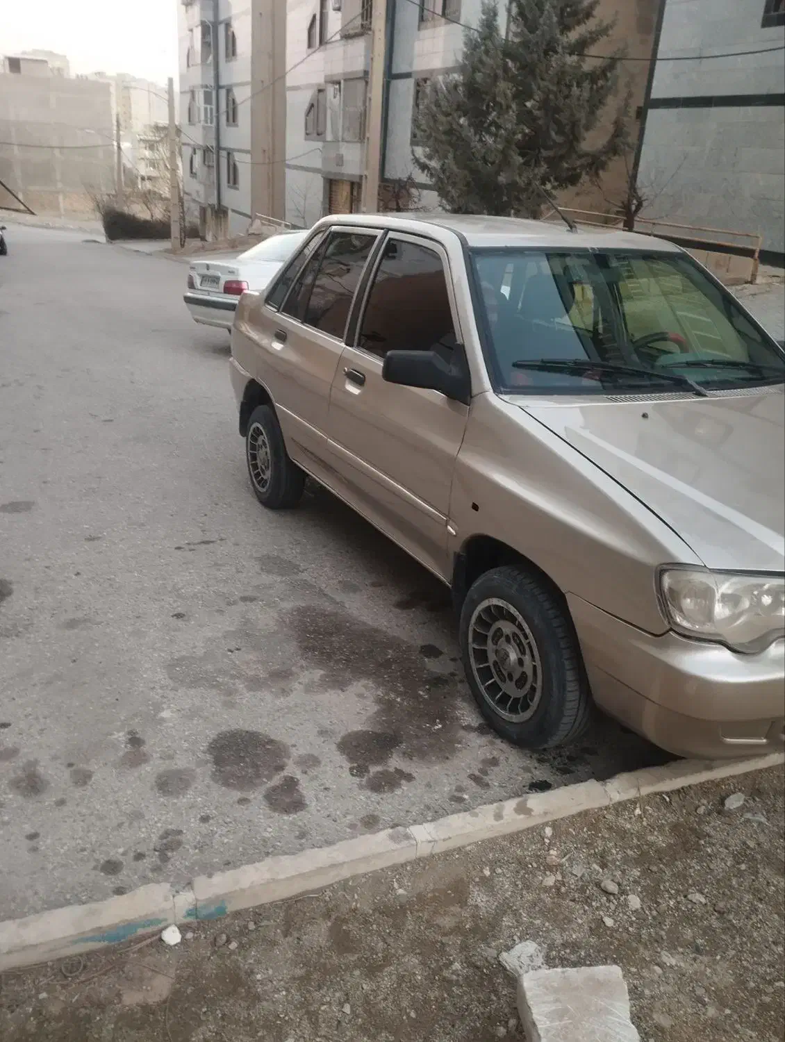 پراید SL132 بژ مدل87|خودرو سواری و وانت|بروجرد, |دیوار