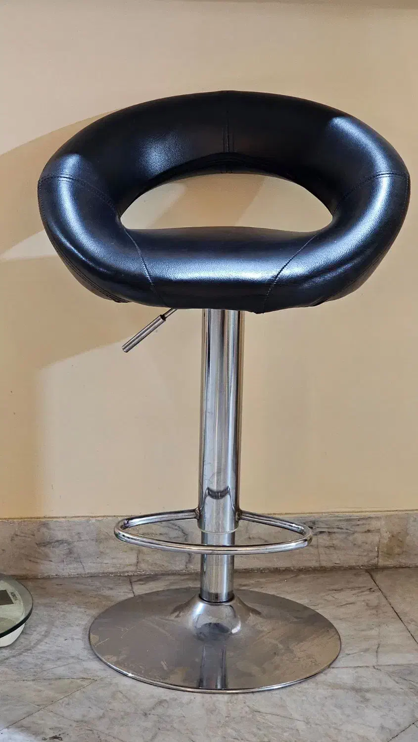 صندلی جک دار چرم|صندلی و نیمکت|تهران, سهروردی|دیوار