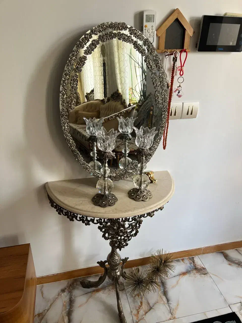 بوفه و آیینه|بوفه، ویترین، کنسول|مشگین شهر, |دیوار