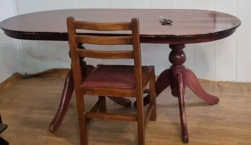 فروش میزناهار خوری جنس چوب رنگ زرشکی بدون صندلی|میز و صندلی غذاخوری|زنجان, |دیوار