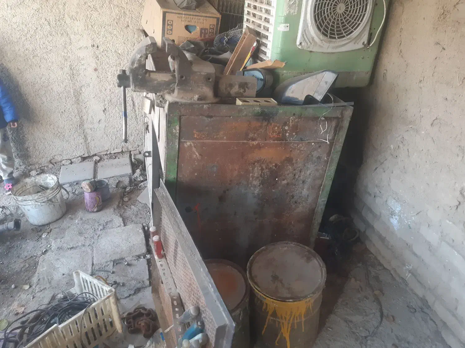 میزکار|ابزارآلات|باقرشهر, |دیوار