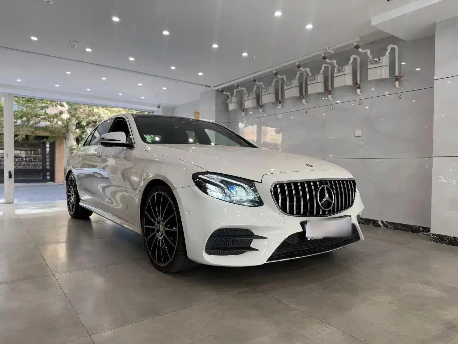 بنز E200 مشابه صفر|خودرو سواری و وانت|تهران, شهرک غرب|دیوار