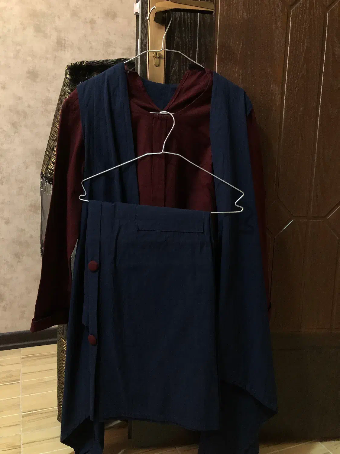 لباس|لباس|بیرجند, |دیوار