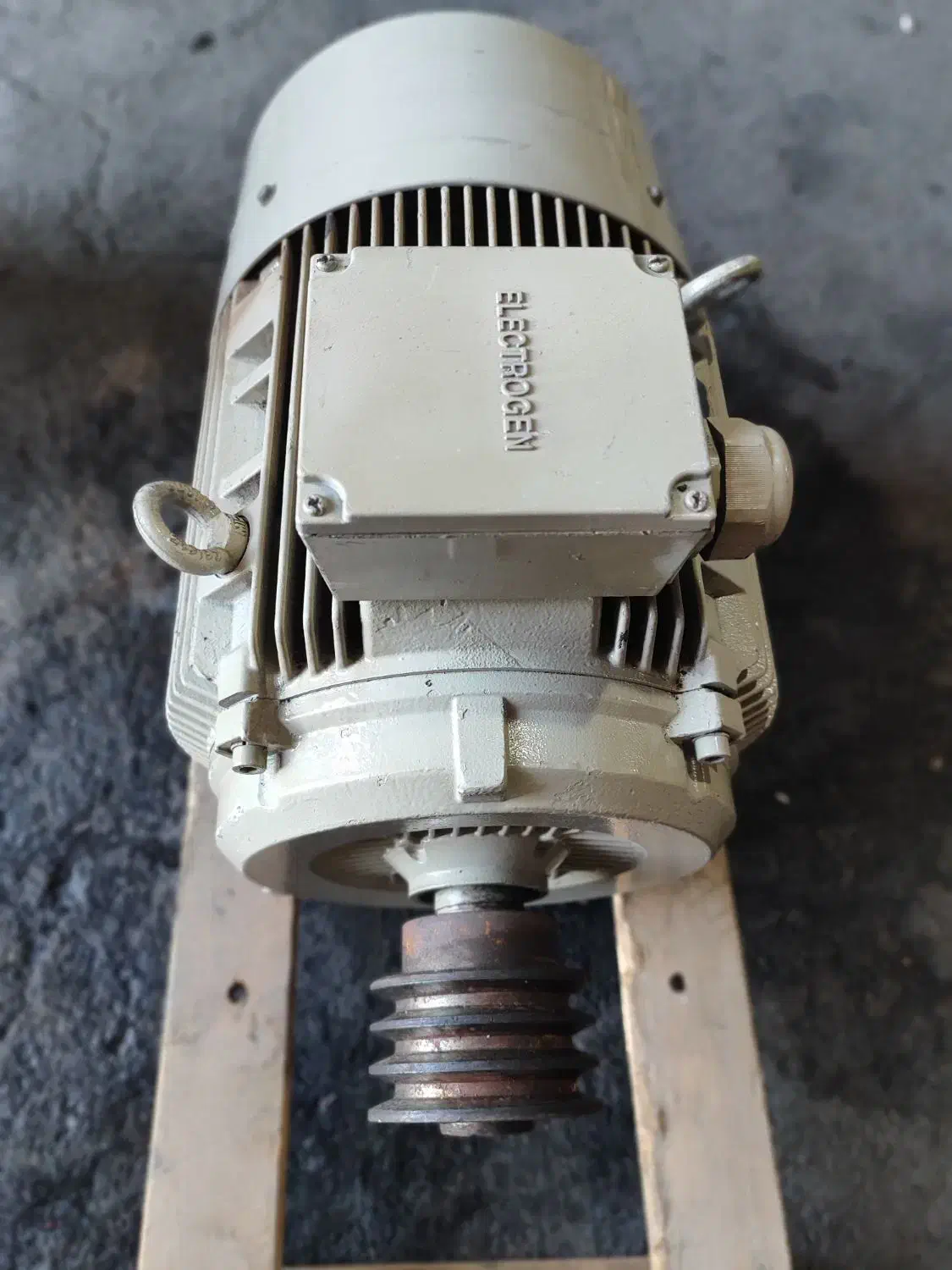 دینام الکتروموتور 30اسب الکترون تبریز|ماشین‌آلات صنعتی|تهران, طرشت|دیوار