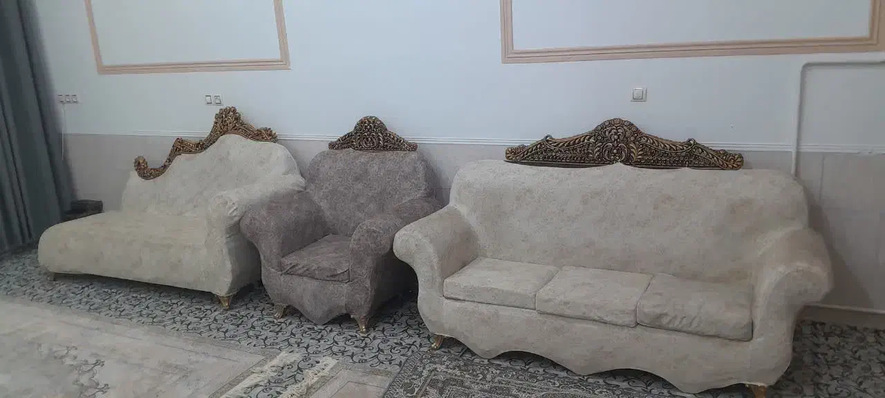 مبل در حد نو قیمت مناسب|مبلمان خانگی و میز عسلی|بهاباد, |دیوار