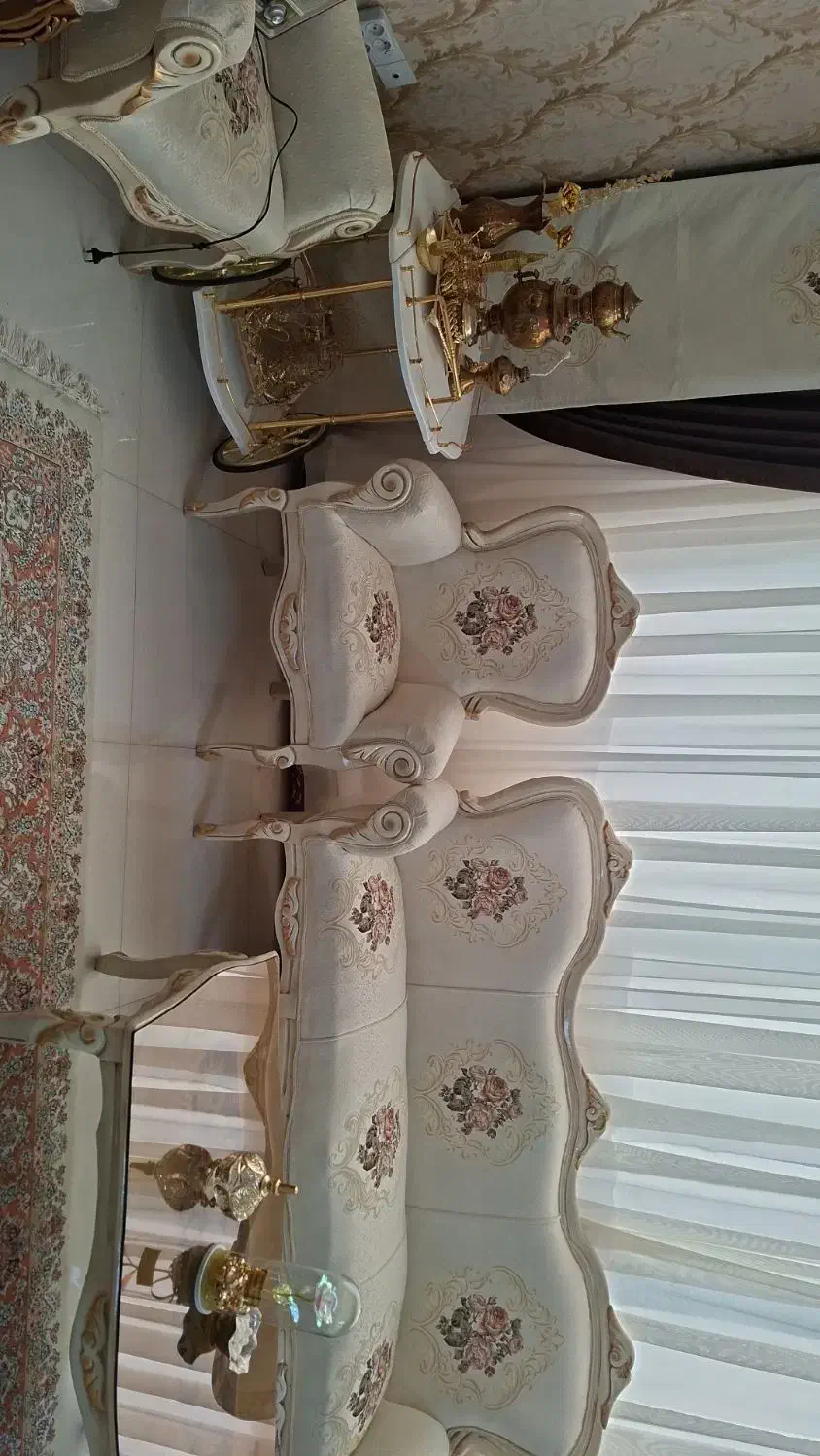 سرویس مبل زیبا به همراه پرده ست خودش|مبلمان خانگی و میز عسلی|مشهد, سید رضی|دیوار