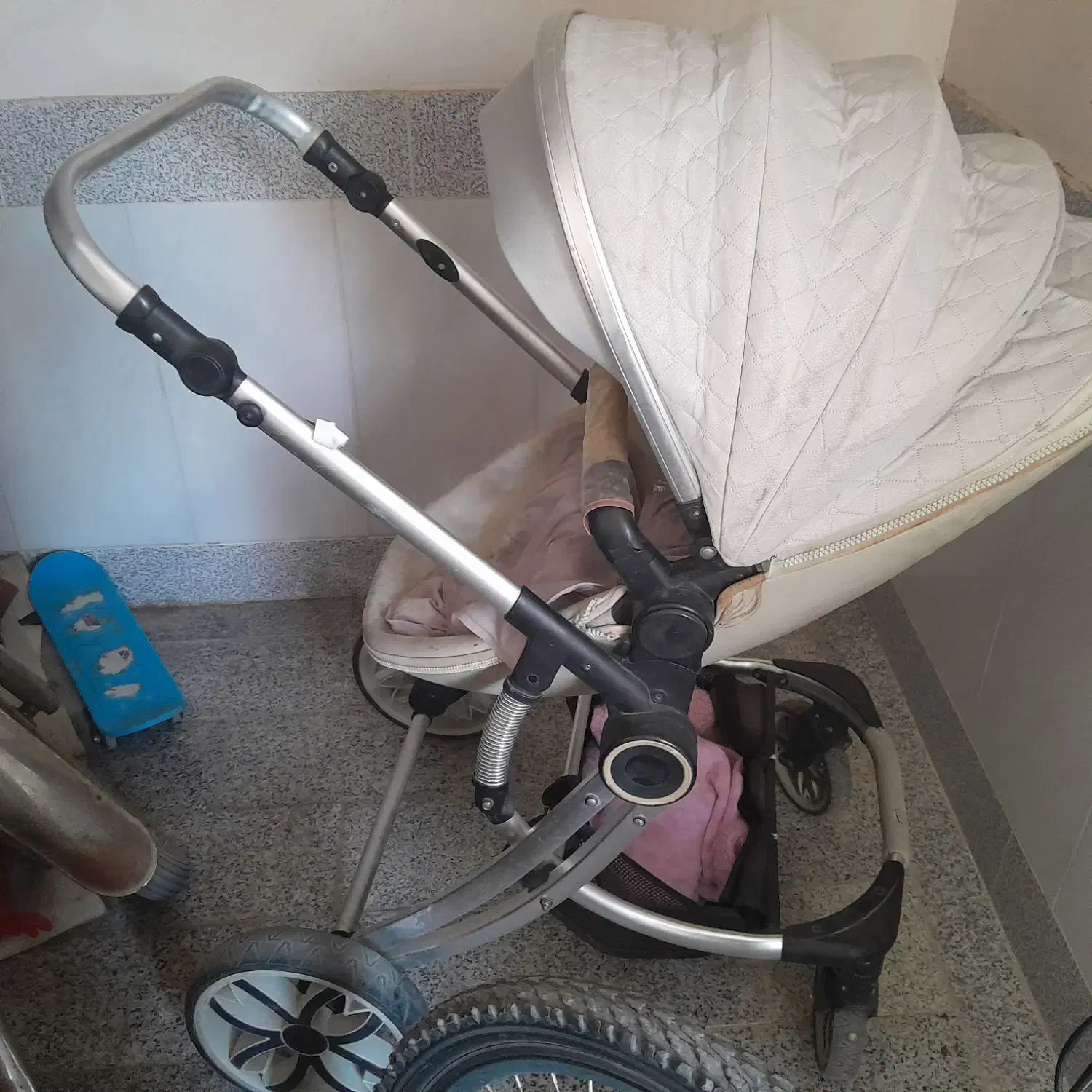 کالسکه خارجی|کالسکه و لوازم جانبی|حبیب آباد, |دیوار