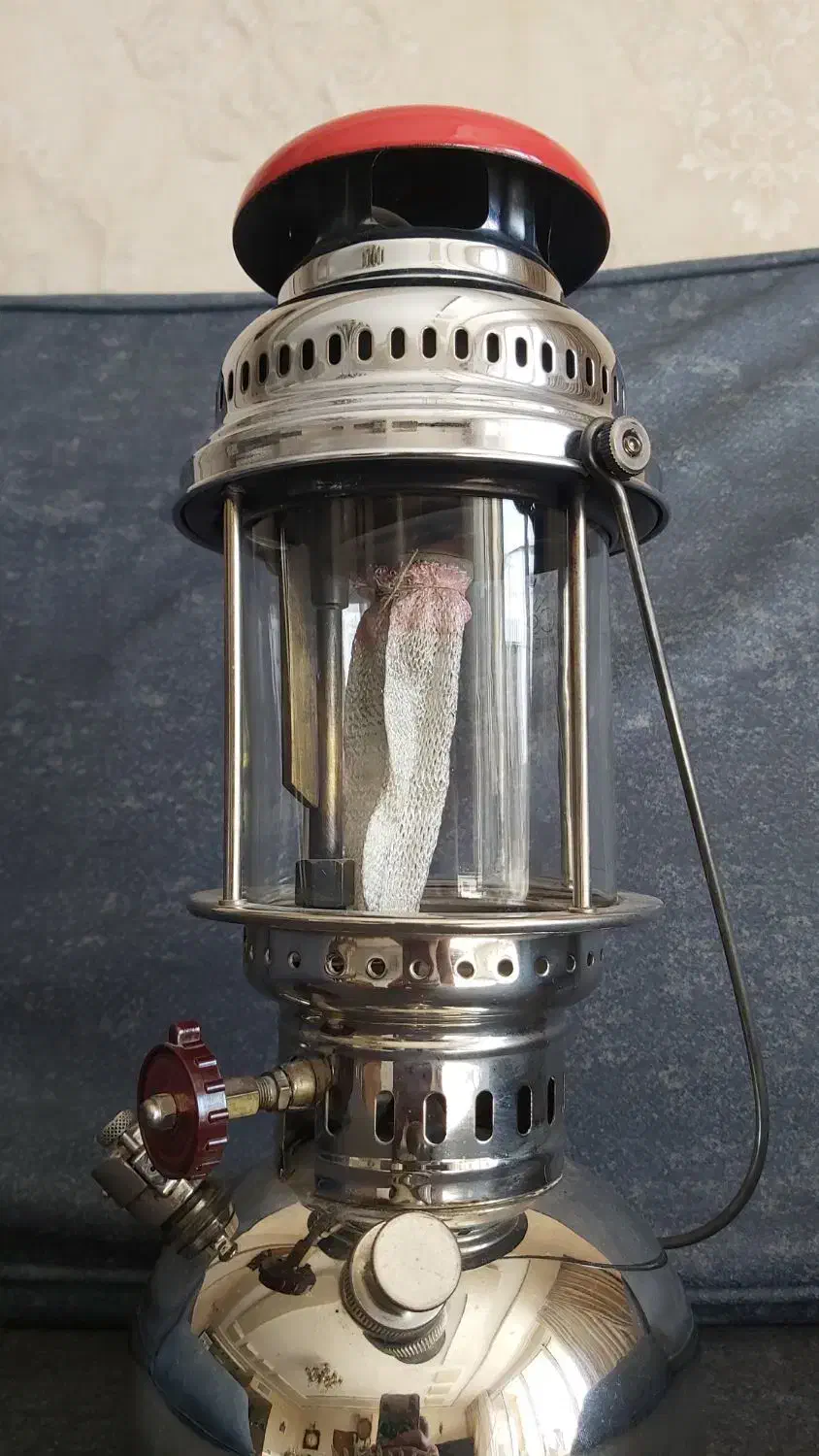 چراغ زنبوری نفتی عتیقه کانادایی اصل|کلکسیون اشیاء عتیقه|اصفهان, خواجه عمید|دیوار