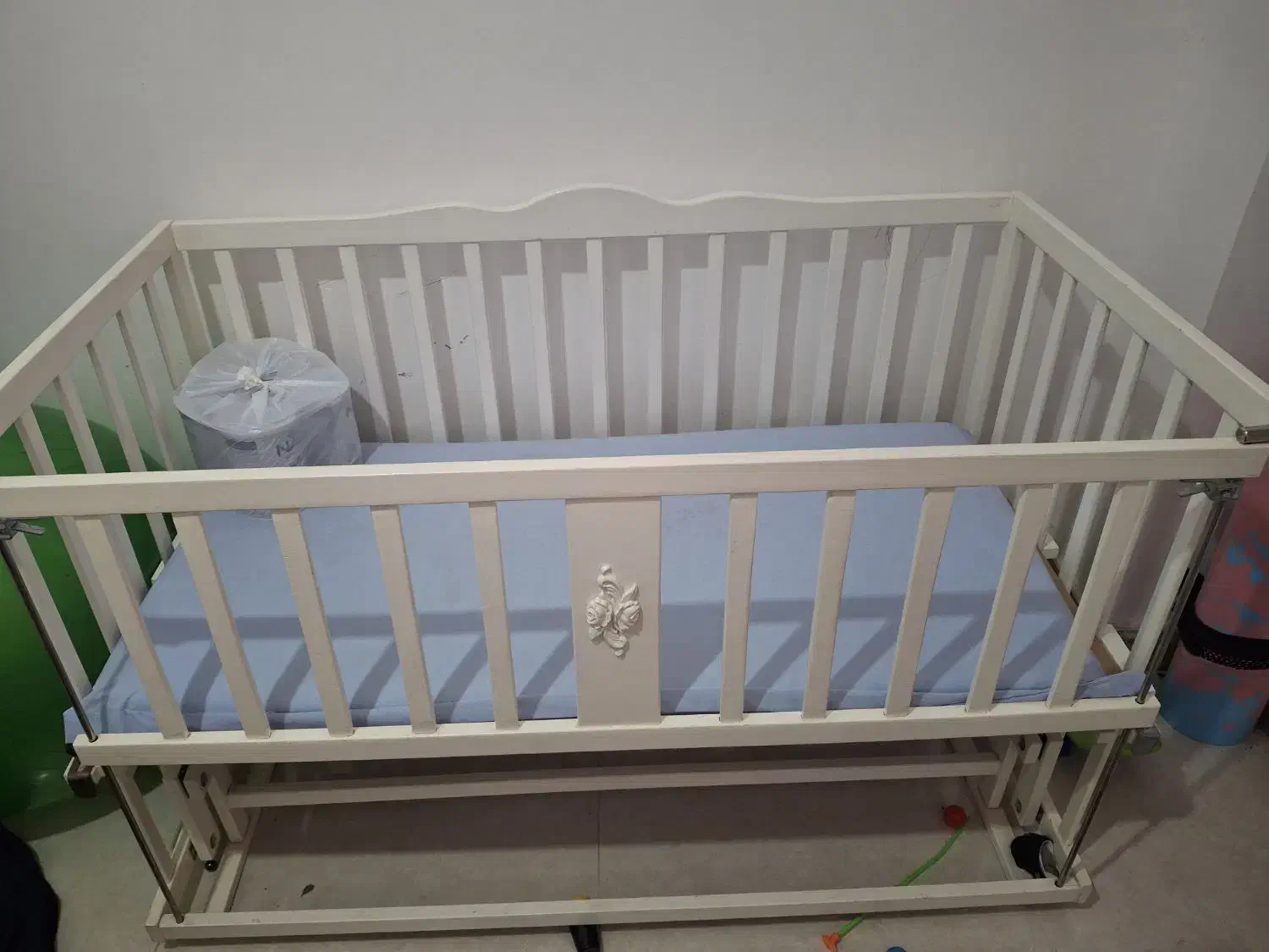 سیسمونی|اسباب و اثاث بچه|سیاهکل, |دیوار