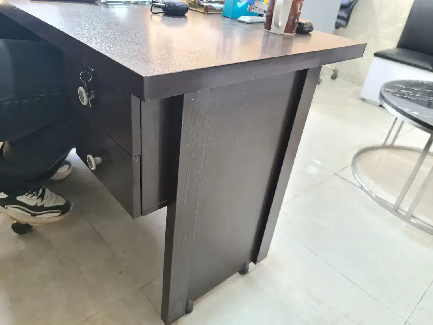 ۲ عدد میز اداری کارمندی|دفتر کار|اندیشه, شهرک صدف|دیوار