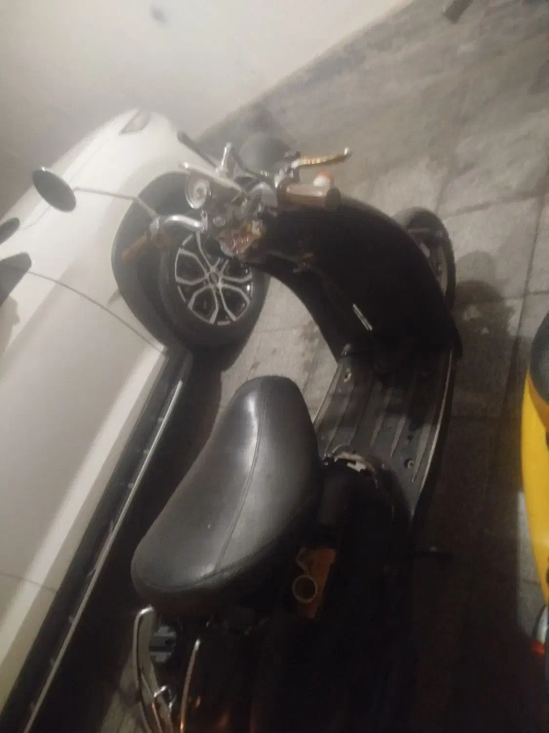 پاکشتی یاماها وینو اصلی|موتورسیکلت|کرج, مصباح|دیوار