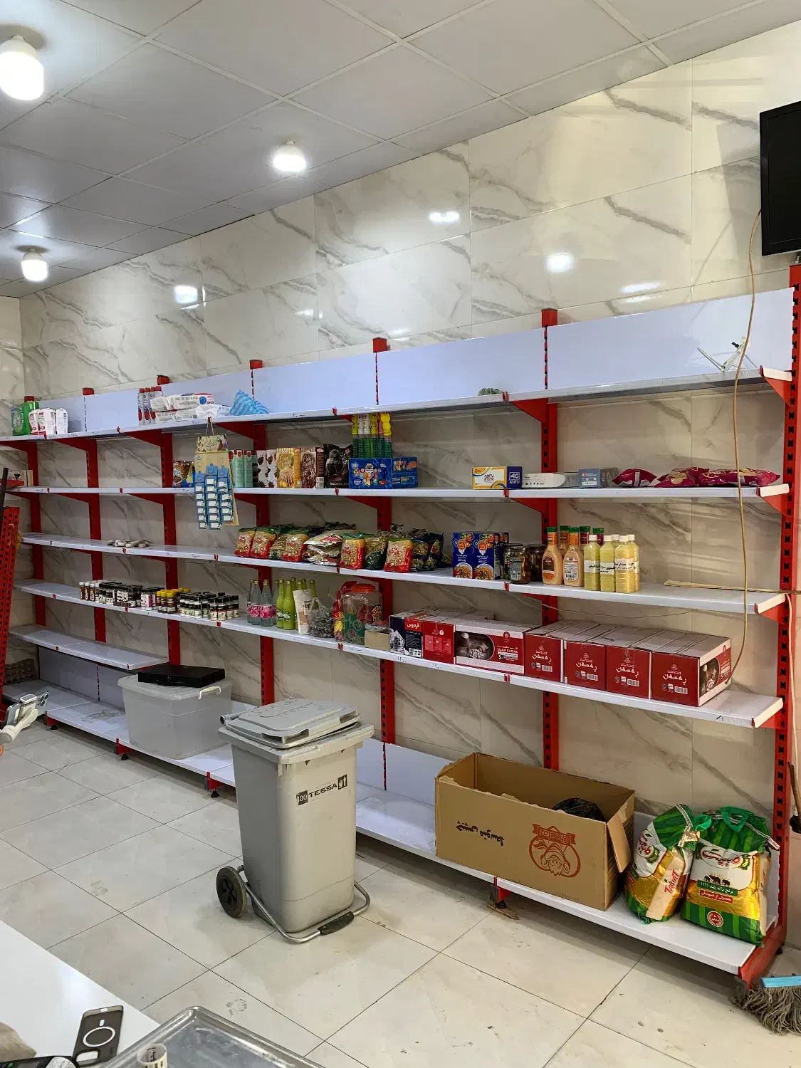 قفسه ایستاده  9 متر ارتفاع 2/5 قفسه  وسط 4متر|فروشگاه و مغازه|مهاباد (آذربایجان غربی), |دیوار