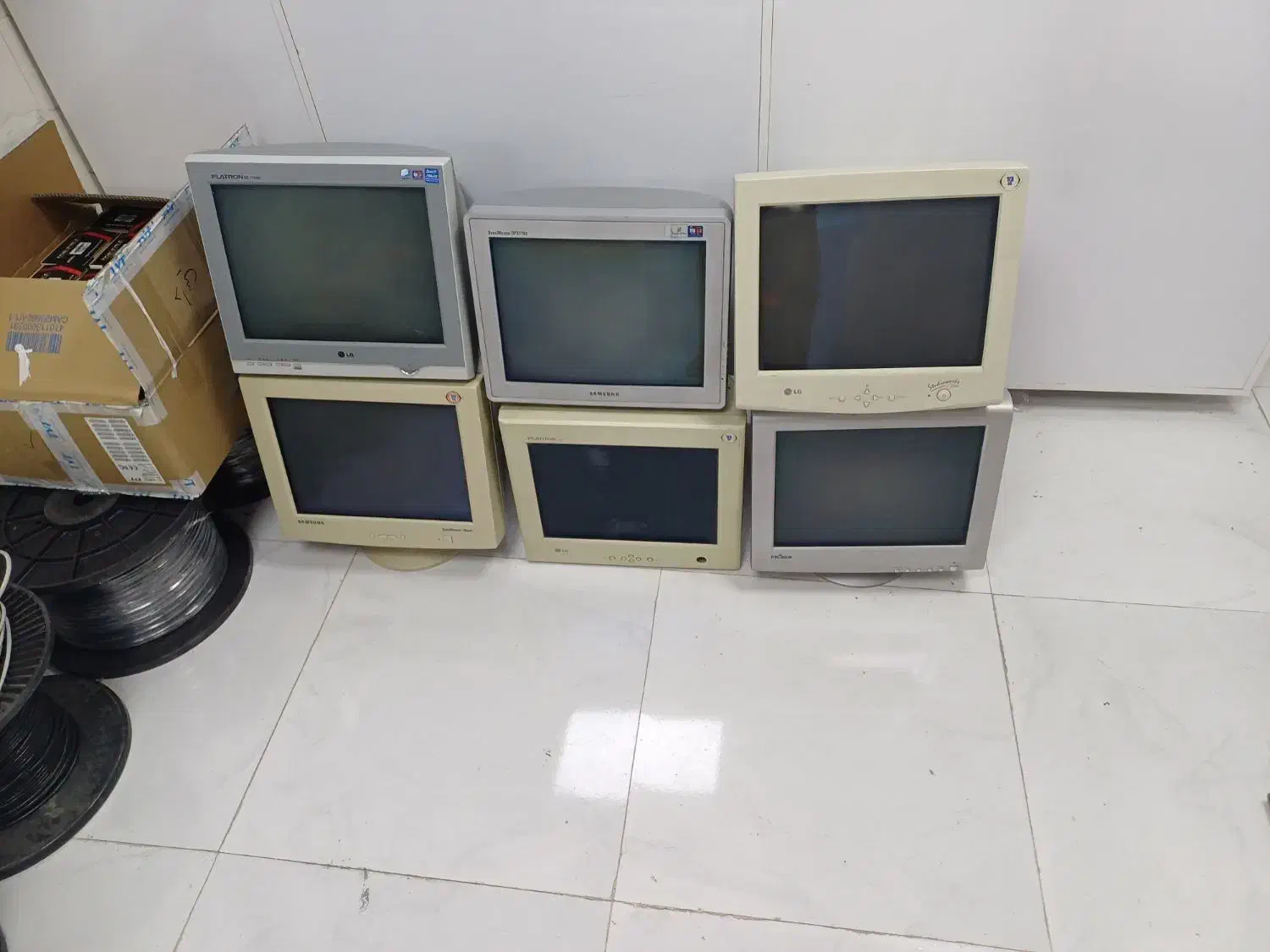 انواع مانیتور در سایز های مختلف|قطعات و لوازم جانبی رایانه|شیروان (خراسان), |دیوار