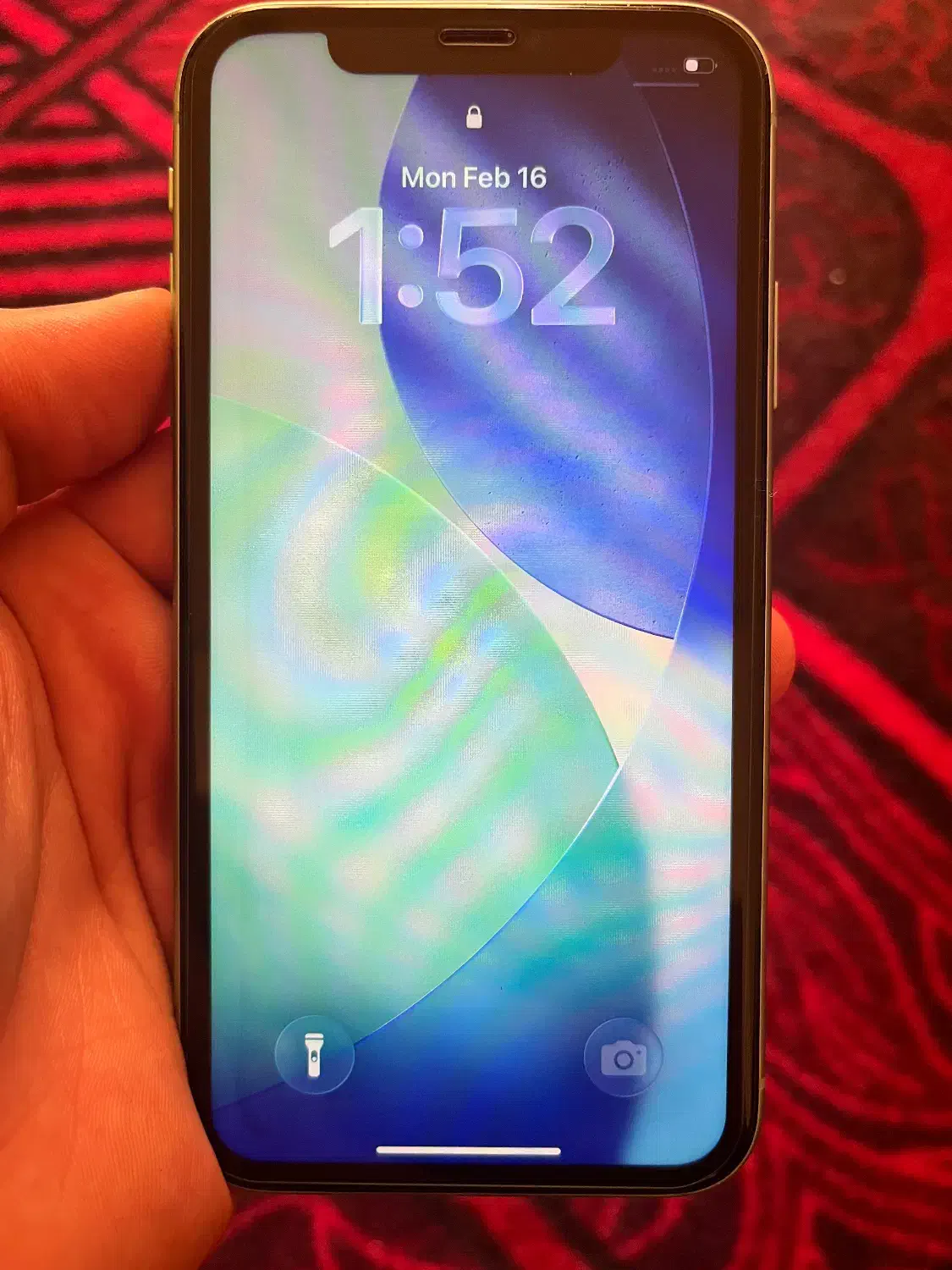 آیفون ۱۱|موبایل|سبزوار, قائم|دیوار