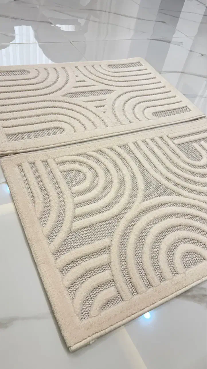 پادری پینترستی|پادری|قم, بنیاد|دیوار