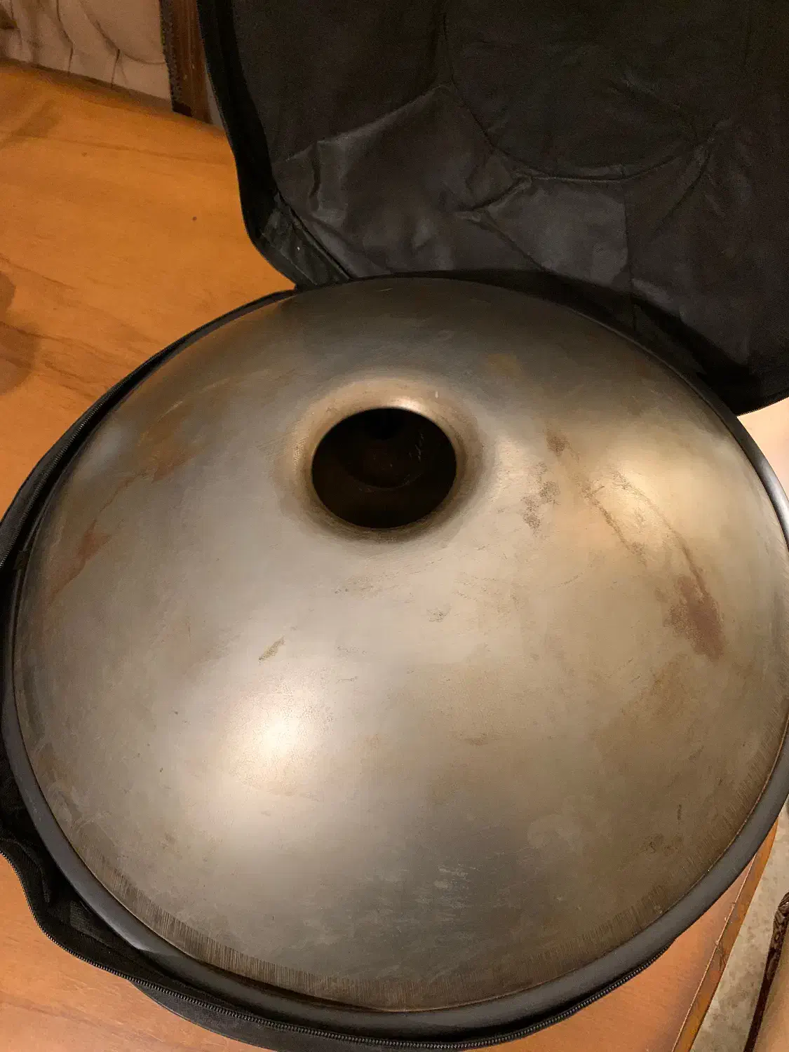 هنگ درام ۹ نت|سازهای سنتی|رشت, گلباغ نماز|دیوار