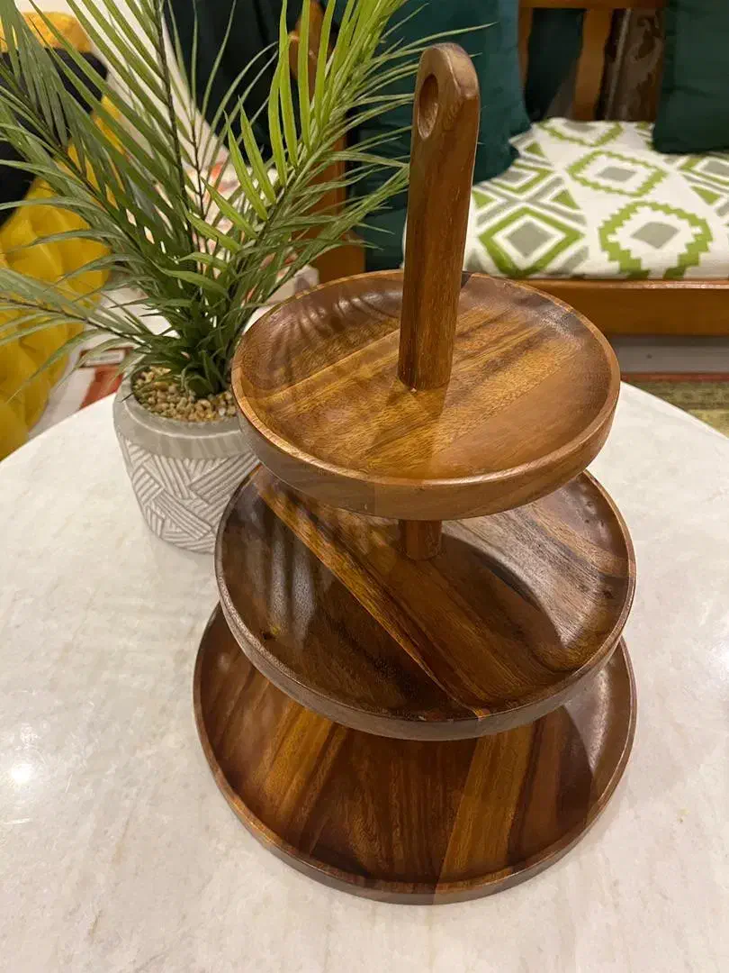 شیرینی خوری سه طبقه چوبی تایلندی|ظروف سرو و پذیرایی|کیش, |دیوار