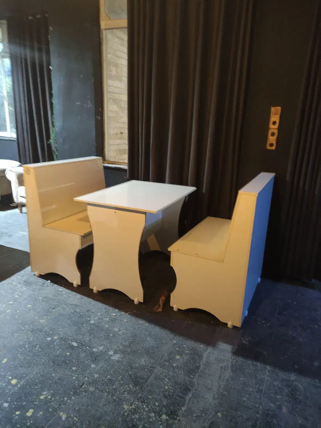 میز صندلی ام دی آف مناسب برای کافی|کافیشاپ و رستوران|تالش, هشتپر|دیوار