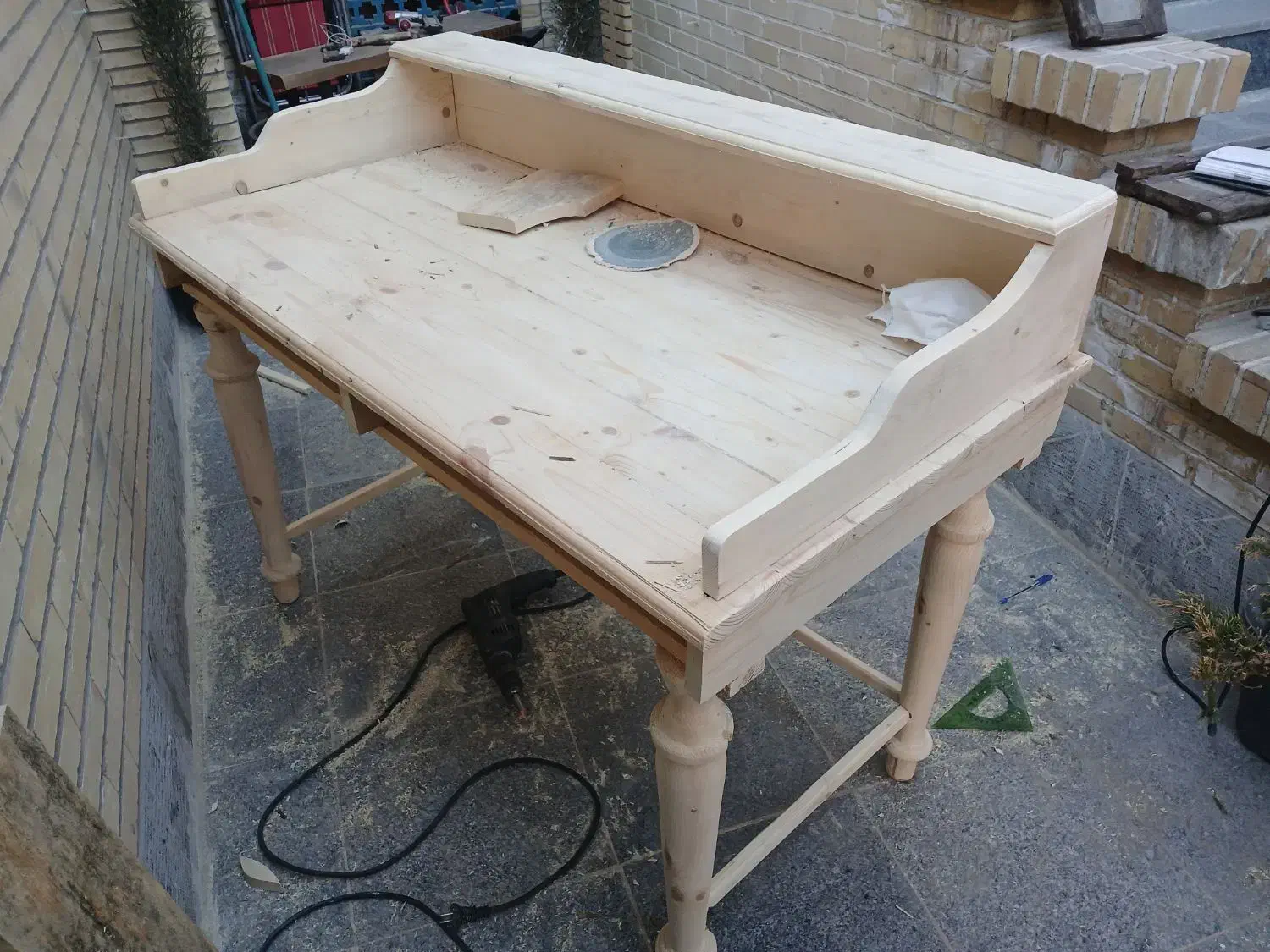 تعمیرات کابینت .چوب|خدمات پیشه و مهارت|سیرجان, |دیوار