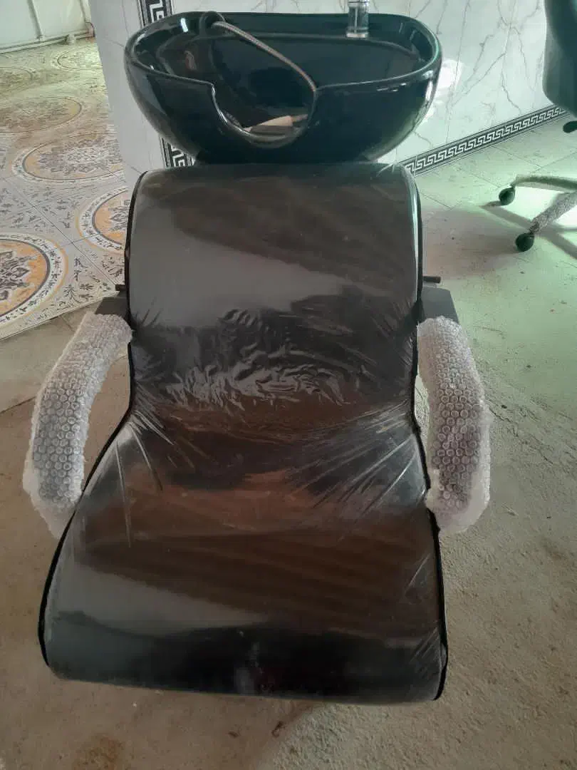 لوازم آرایشگاه و زیبایی|آرایشگاه و سالن‌های زیبایی|کامیاران, |دیوار