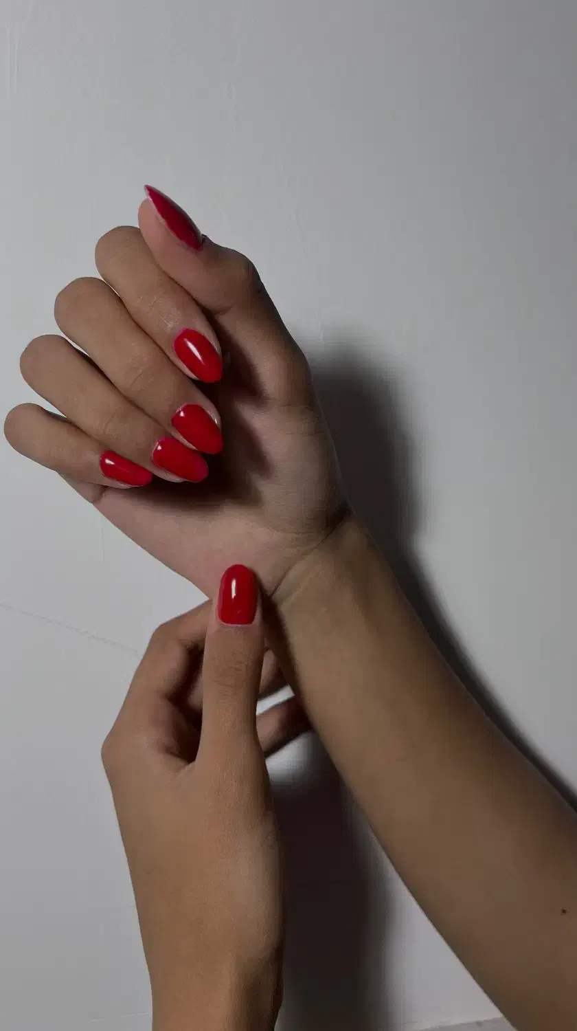 کاشت ناخن|خدمات آرایشگری و زیبایی|قم, انصارالحسین|دیوار