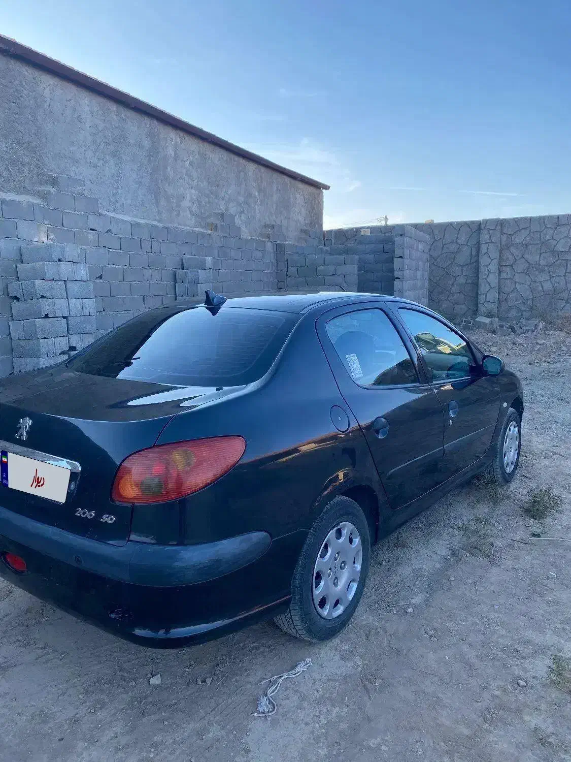 206SD V8 مشکی بدون رنگ|خودرو سواری و وانت|برخوار, |دیوار