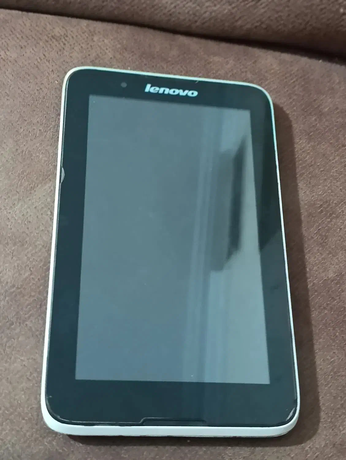 تبلت لنوو کارکرده دارای خط و خش  جزی|تبلت|تهران, شارق|دیوار