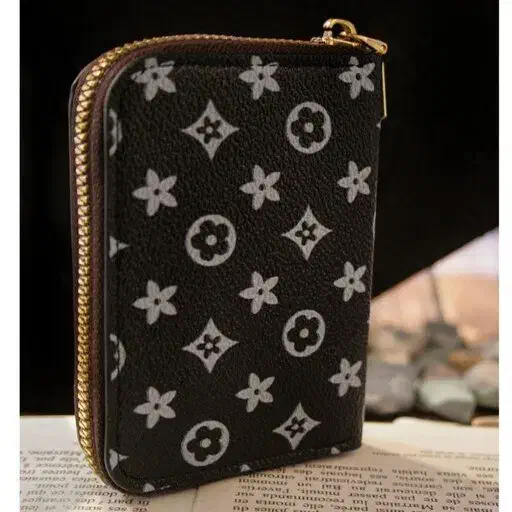 مدارک گم کردم|اشیا|قمرود, |دیوار