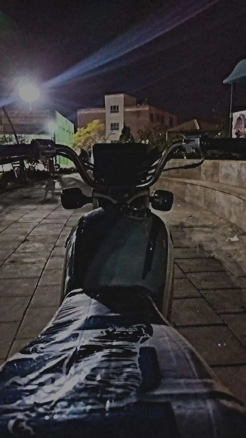 موتور مدل ۹۳|موتورسیکلت|پرند, فاز ۴|دیوار