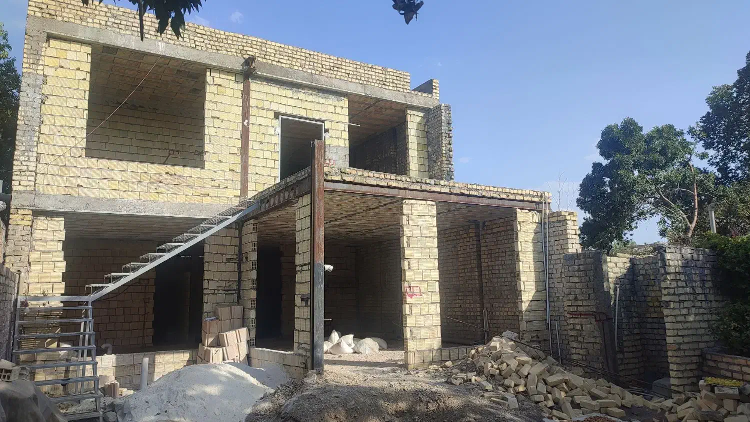 فروش خانه ویلایی ۱۸۵ متری ۳ خوابه در نیاسر|فروش خانه و ویلا|کاشان, ولیعصر|دیوار