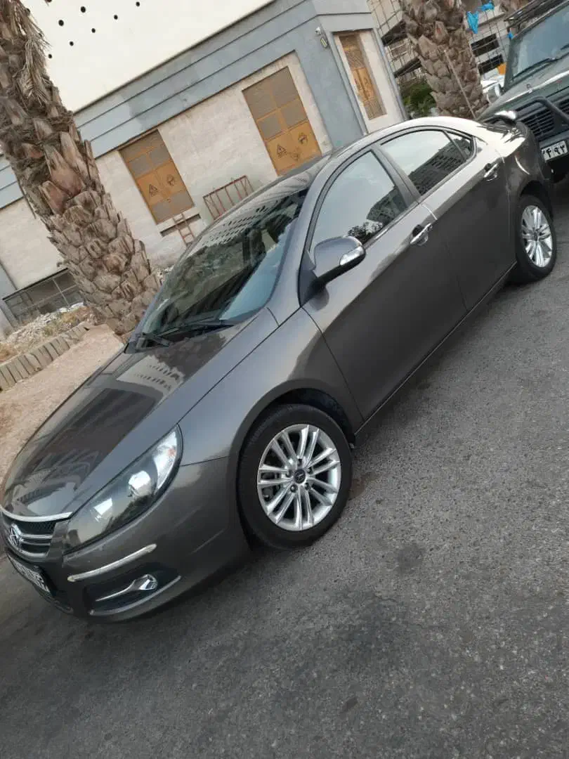 جک جی۵ اتوماتیک کم کار۹۶|خودرو سواری و وانت|شیراز, معالی‌آباد|دیوار