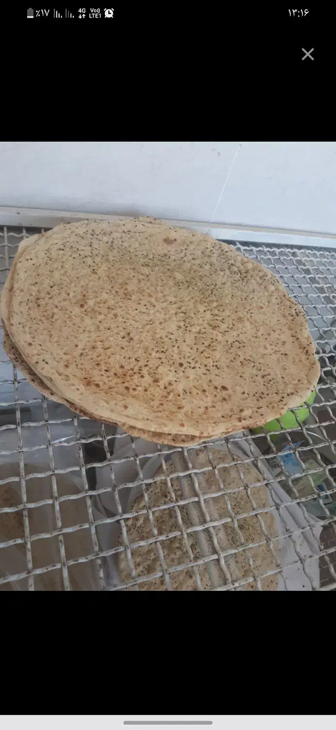 نان خانگی با ارد بومی|خوردنی و آشامیدنی|اصفهان, قلعه نو|دیوار