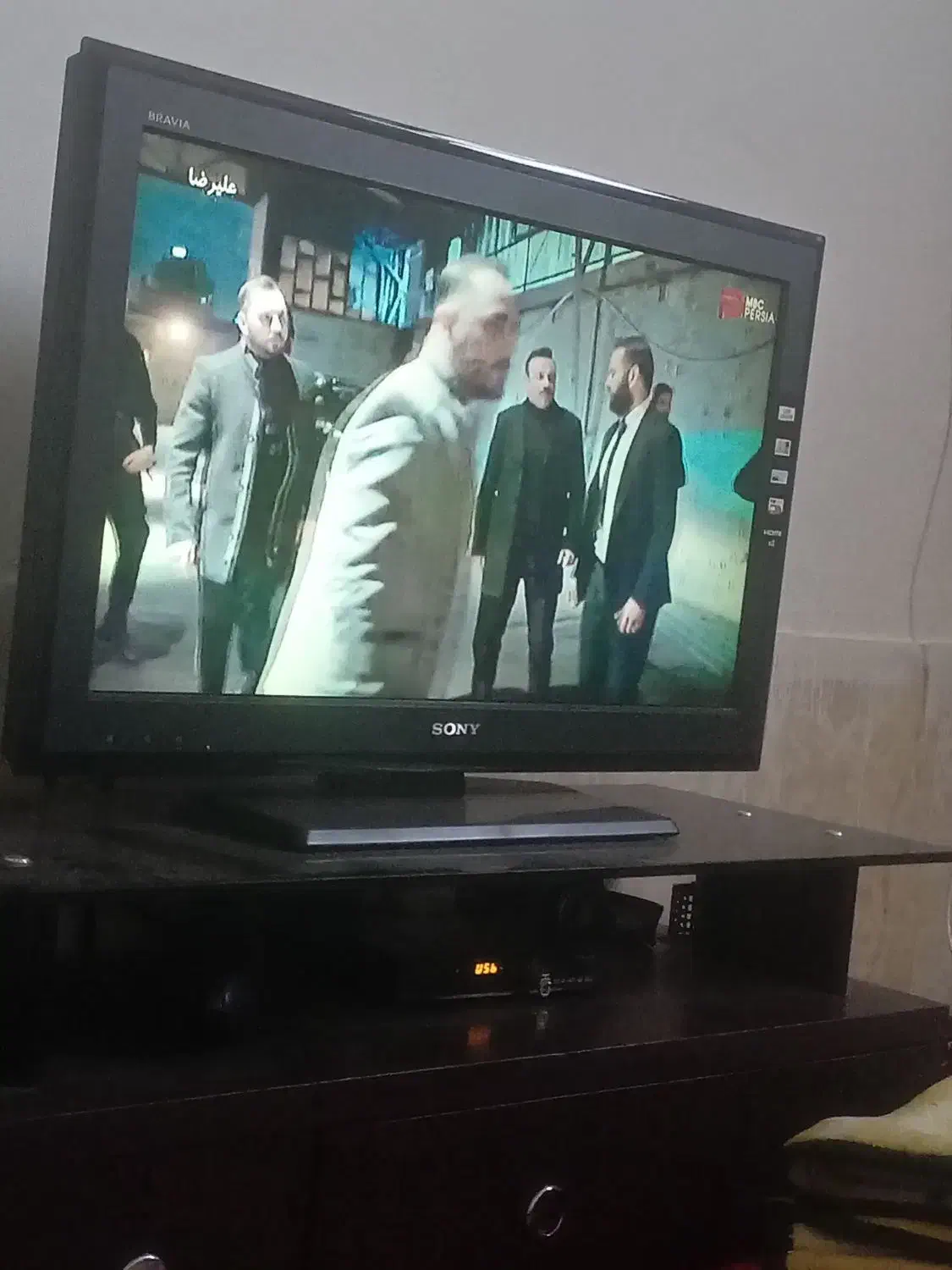 تلوزیون ال سی دی 32 اینچ سونی|تلویزیون و پروژکتور|سبزوار, قلعهنو دهزار|دیوار