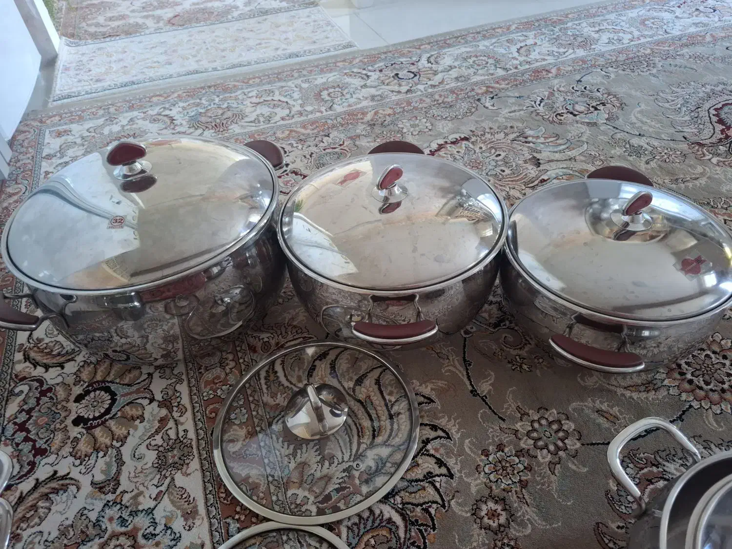 دو سرویس قابلمه استیل سوفرام وتابه تک لایف اسمایل|ظروف پخت‌وپز|پاوه, |دیوار