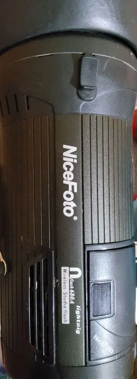 فلاش پرتابل نایس فوتو NiceFoto flash 680A|دوربین عکاسی و فیلم‌برداری|شیراز, معالی‌آباد|دیوار