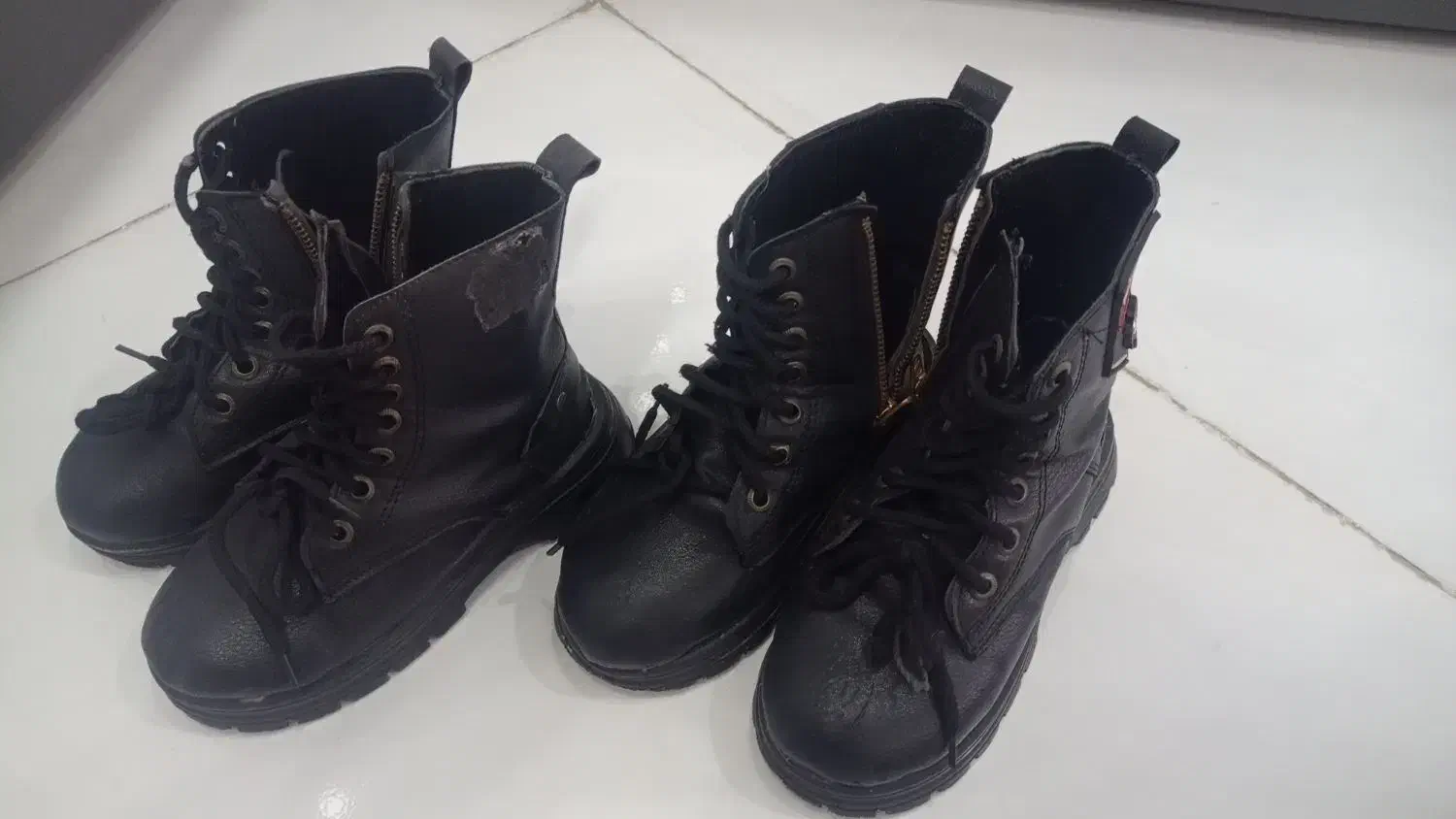 پوتین نو|کفش و لباس بچه|مشکیندشت, |دیوار