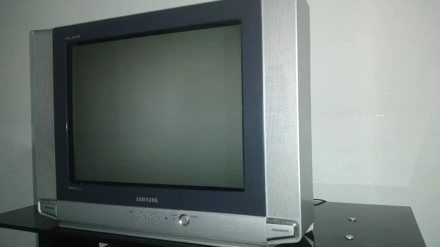 تلویزیون دو تصویر سامسونگ کره ای|تلویزیون و پروژکتور|چالوس, |دیوار