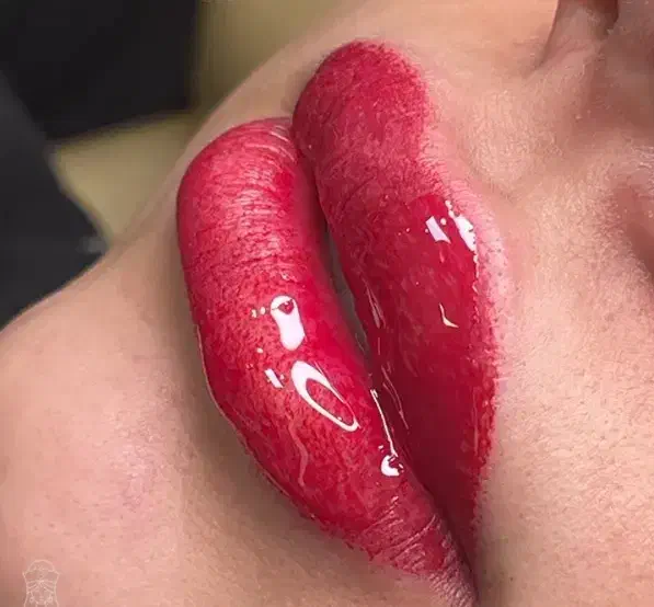 نیازمند مدل رایگان میکرو ابرو و شیدینگ لب|خدمات آرایشگری و زیبایی|شیراز, کوی فرهنگیان|دیوار