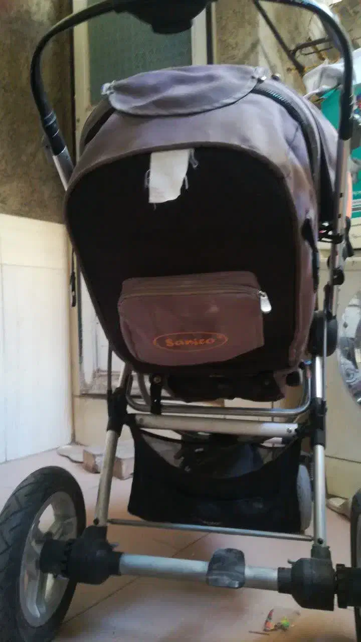 کالسکه خارجی|کالسکه و لوازم جانبی|قم, سرحوض|دیوار