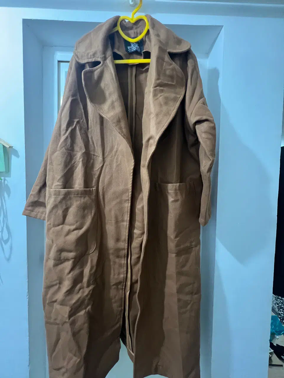 پافر و پالتو|لباس|رشت, یخسازی|دیوار