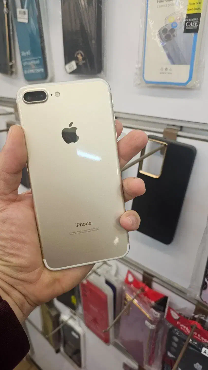 آیفون 7پلاس 128گیگ|موبایل|رشت, چله خانه|دیوار