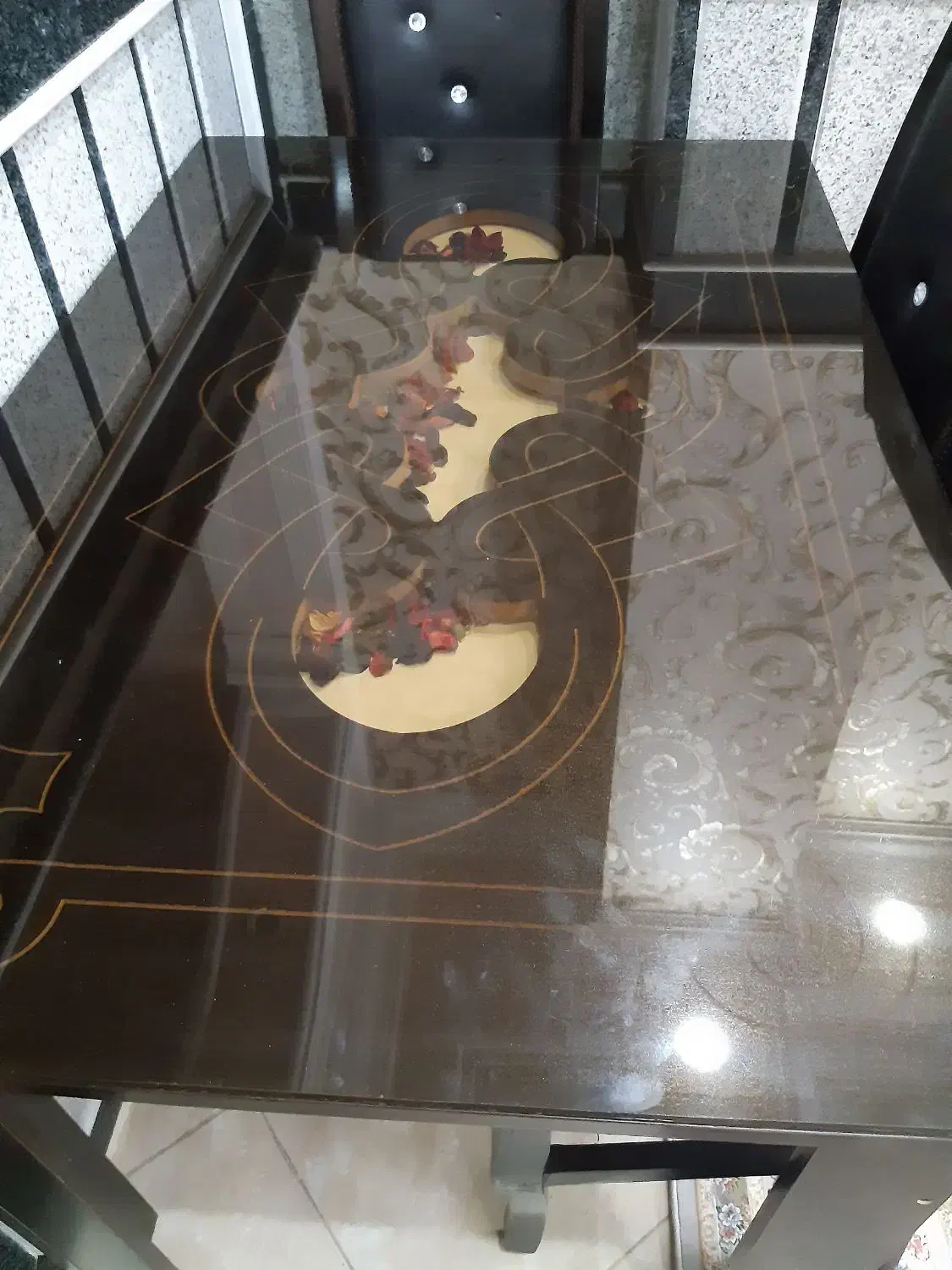 میز غذاخوری همراه صندلی|میز و صندلی غذاخوری|خوی, |دیوار