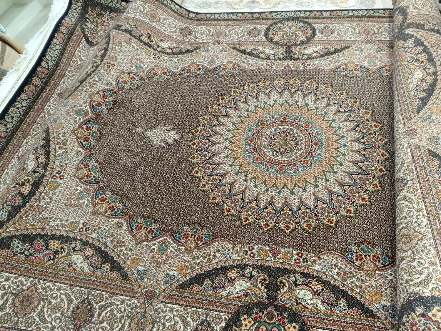 5تخته فرش ماهی 9متری 1000شانه ساوین|فرش|ارومیه, |دیوار