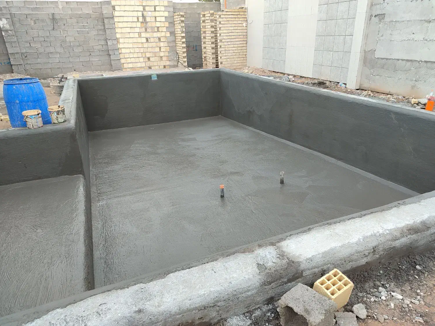 آب بندی وعایق کاری استخر،سونا،جکوزی  تضمینی|خدمات پیشه و مهارت|دزفول, |دیوار