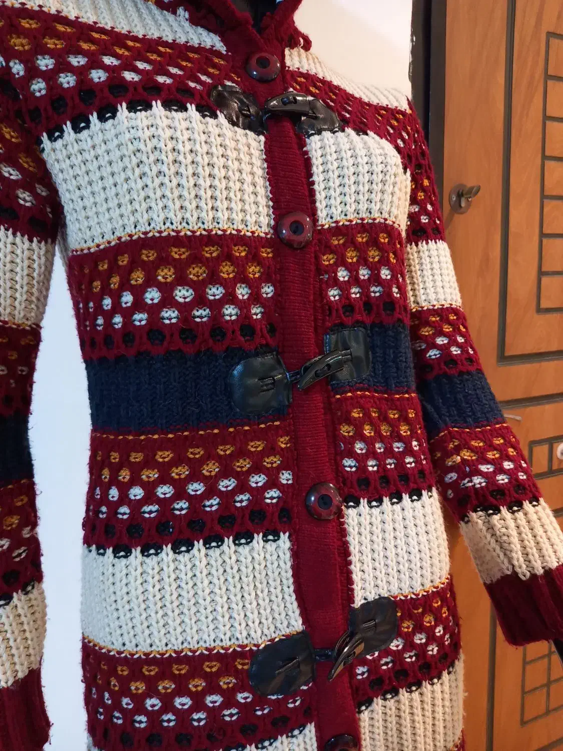 بافت بلند|لباس|رشت, رودبارتان|دیوار