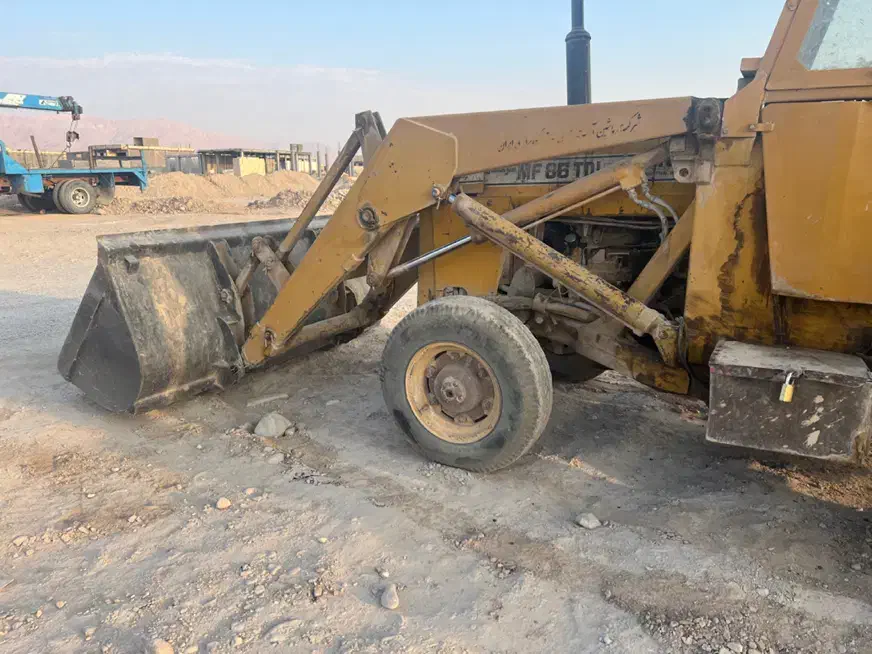 بیل بکهو TDL مدل ۱۳۷۲|خودرو سنگین|یزد, |دیوار
