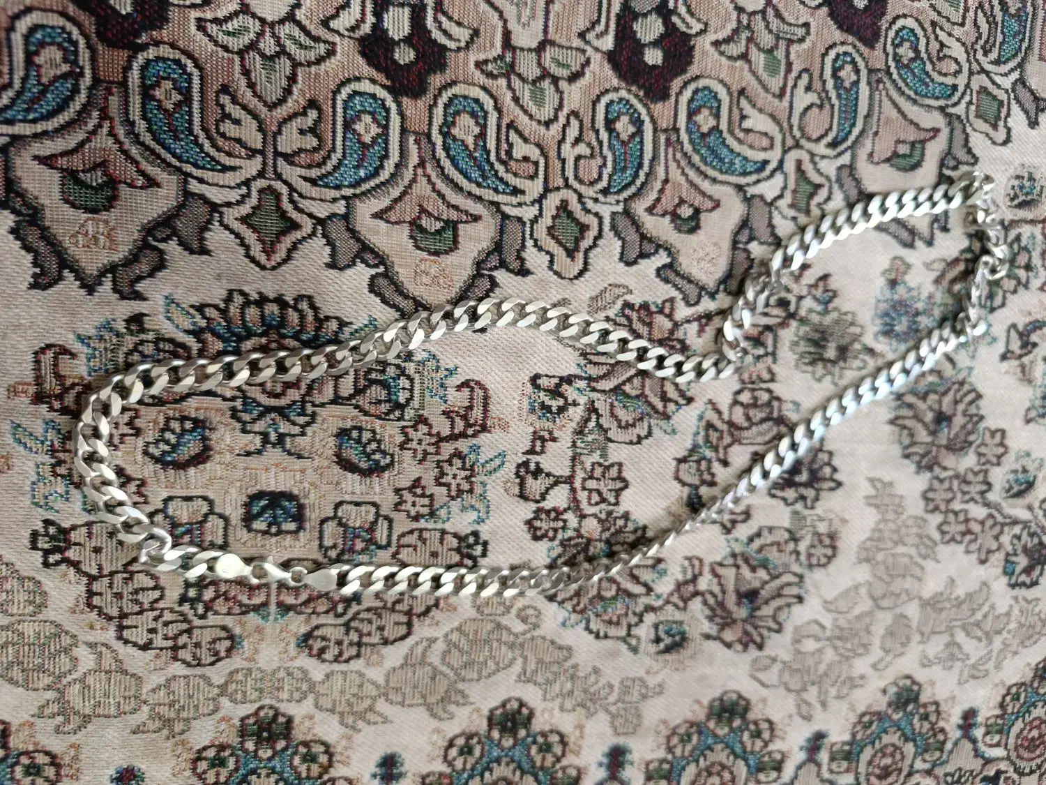 زنجیر نو سنگین و بشدت خوش رخ|جواهرات|ایلام, |دیوار