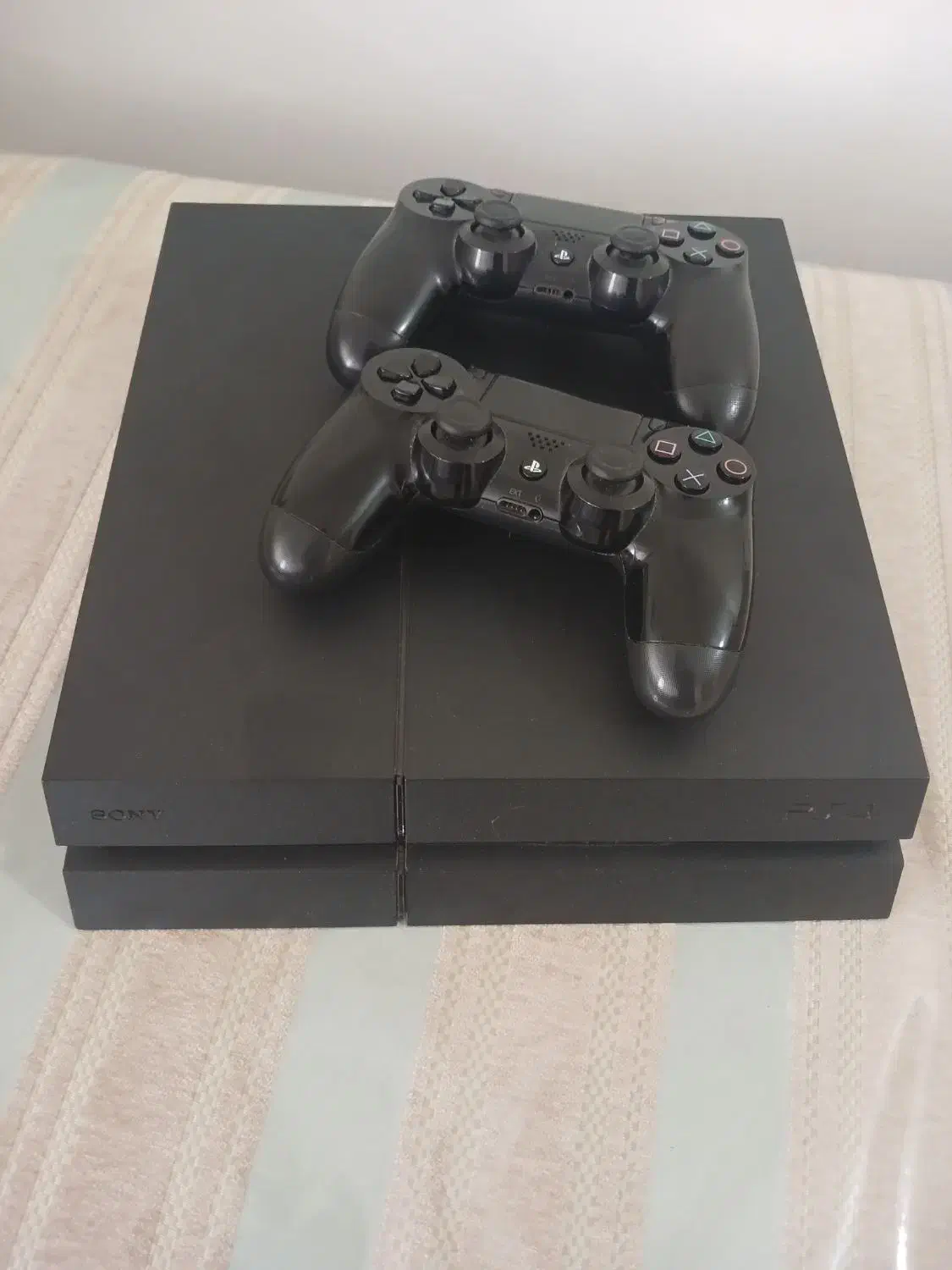ps4 پلی۴ فت ۱ ترا ۲دسته اصلی اکانتی|کنسول، بازی ویدئویی و آنلاین|سنندج, |دیوار