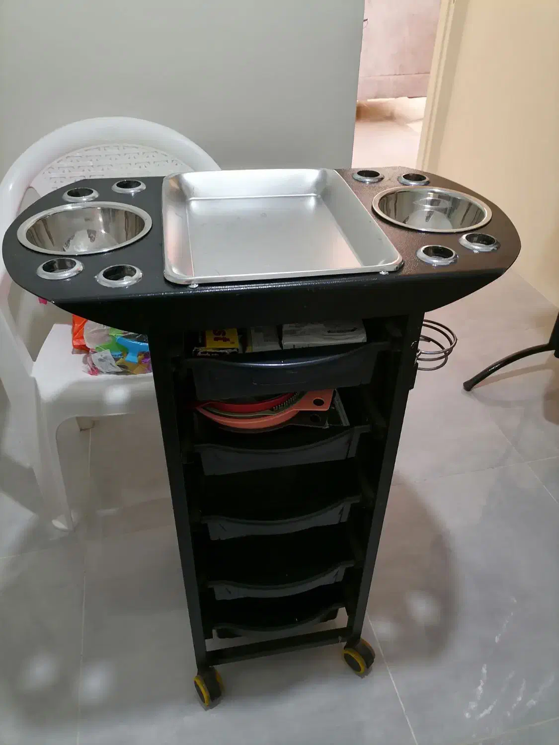 ترولی آرایشگاه|آرایشگاه و سالنهای زیبایی|فردیس, شهرک گلها|دیوار