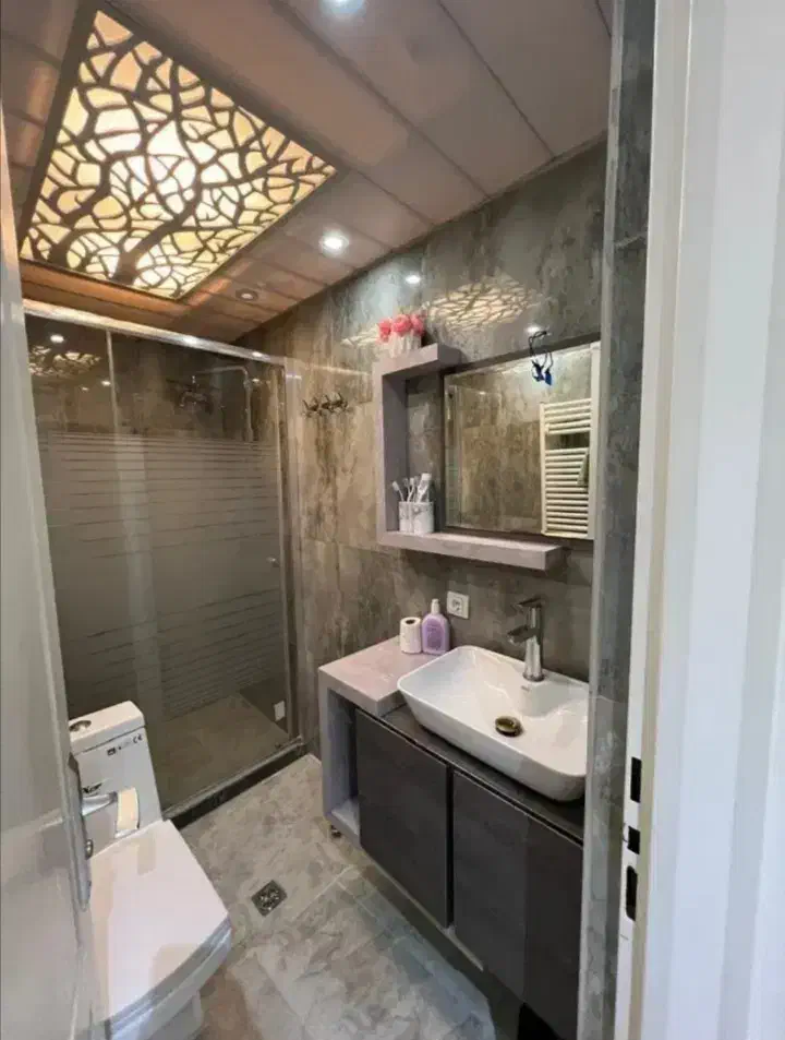 واحد 128 متری 3 خواب 4 قدمی دریاچه